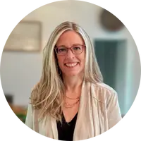 Michelle Hatch Headshot